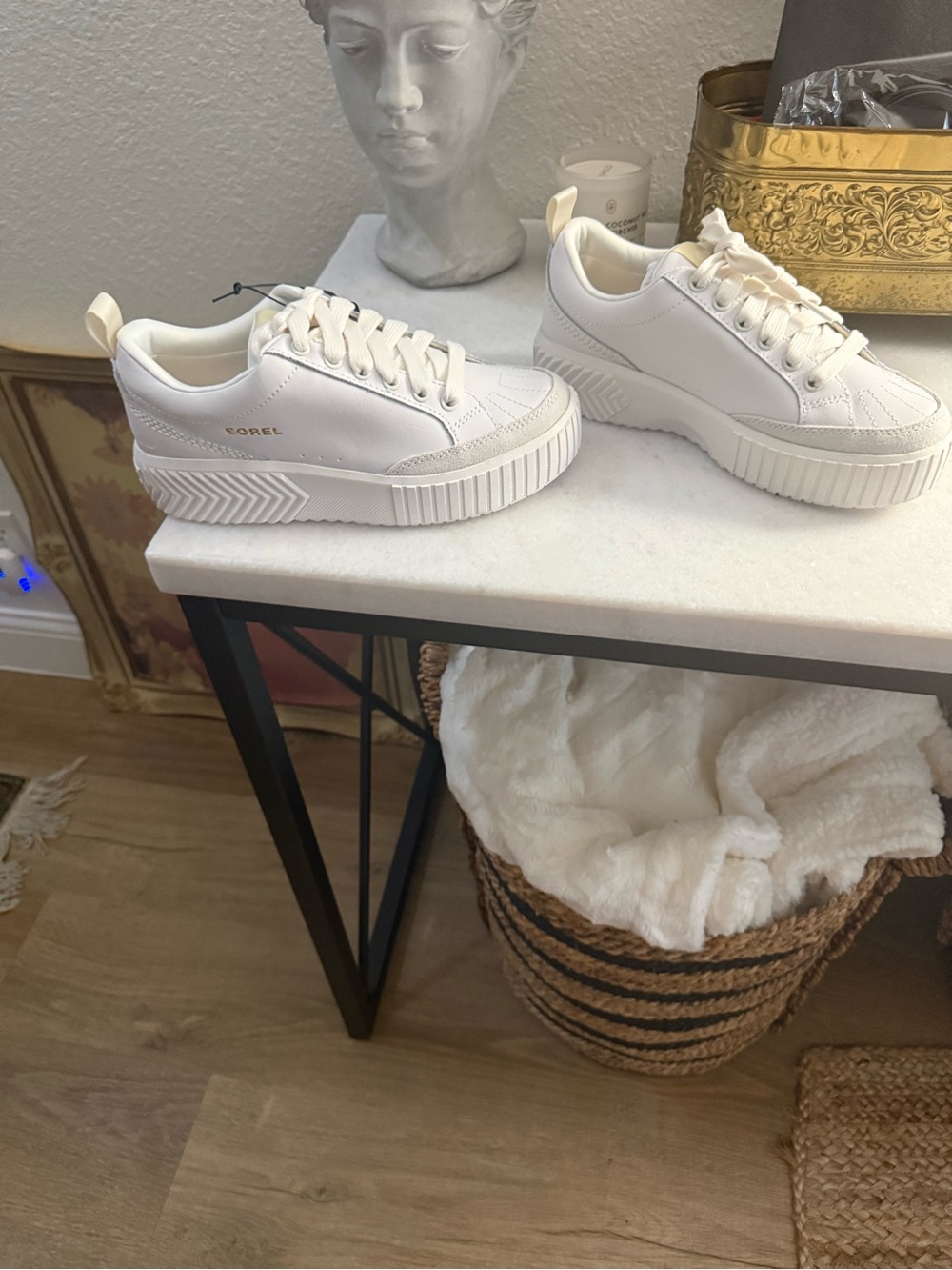 SOREL Women’s White “Ona Ave Low Sneaker” - Picture 5 of 7